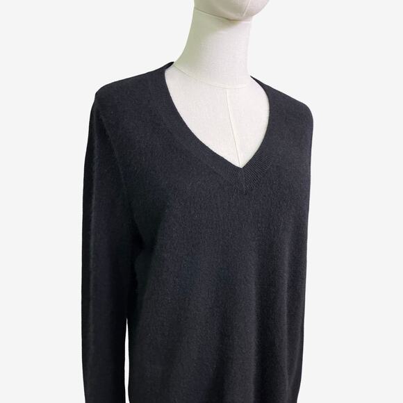 Aqua Cashmere 100 Percent Cashmere V Neck Black Sweater Women’s Size Large L - Picture 7 of 7